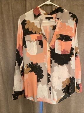 Banana Republic Floral Button-Up Blouse in Coral, Black & Cream